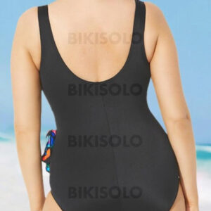 maillot de bain une pièce col V
