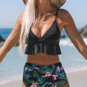 bikinis mignons avec froufrous