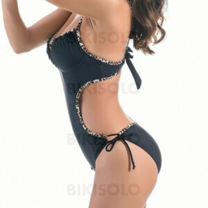 une pièce élégante maillot de bain