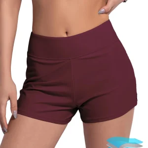 Vue rapprochée du shorty menstruel de bain sport