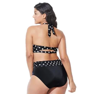 Maillot de bain noir chic pour silhouette généreuse