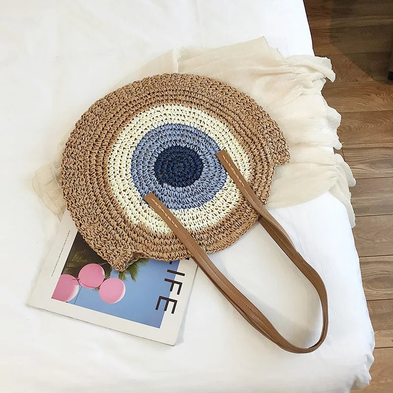 Gros plan du sac de plage Volterra design estival