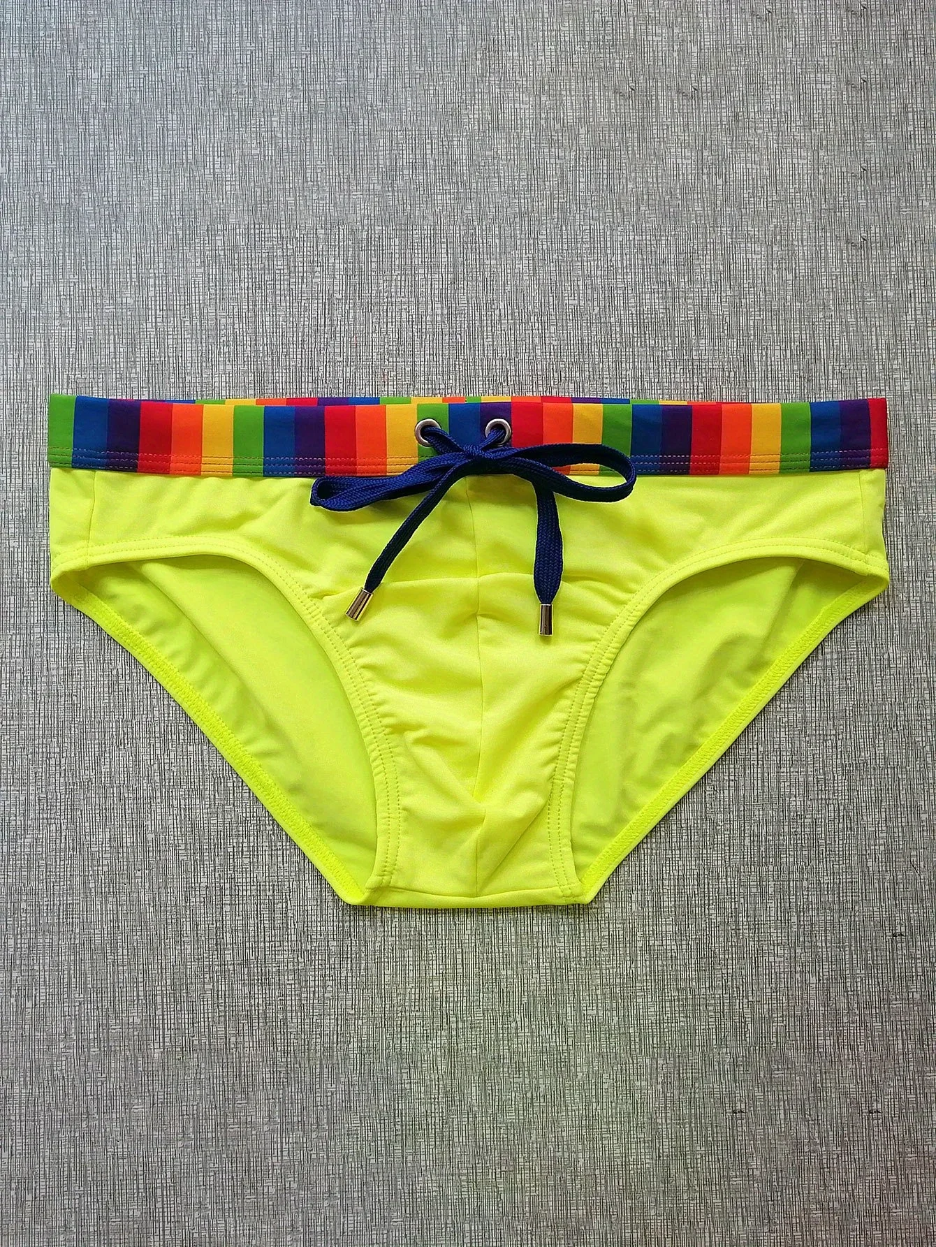 Slip de Bain Homme Rainbow Fit Avec Coque – Image 12