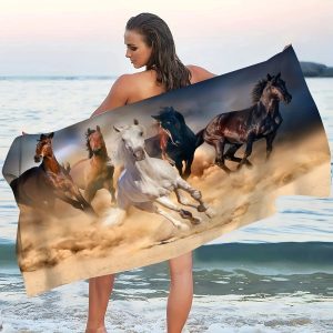 Serviette de plage motif cheval galopant