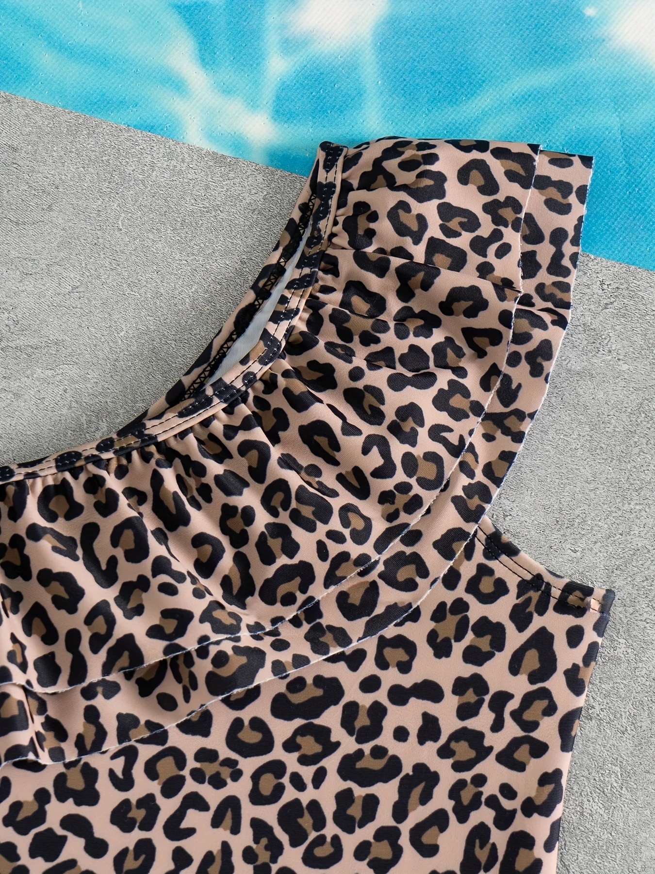 Maillot de Bain Fille léopard chic – Image 3