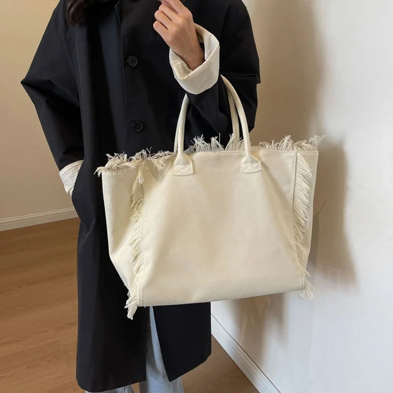 Grand sac cabas beige pour la plage