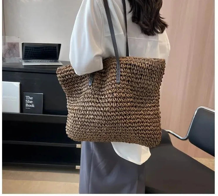 Sac d'été en osier au design Antonia
