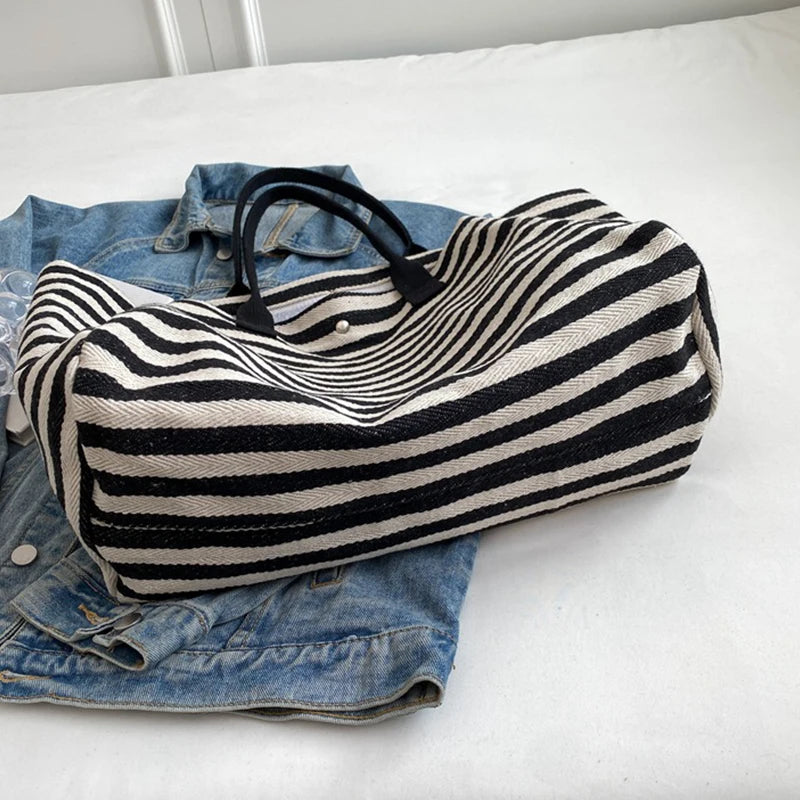 Style nautique sac de plage avec rayures