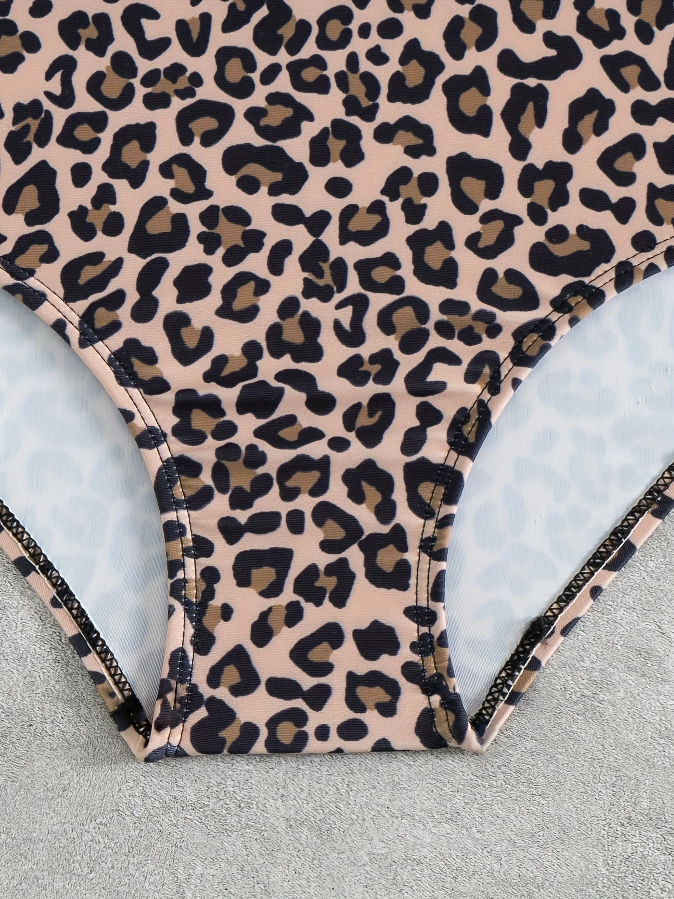 Maillot de Bain Fille léopard chic – Image 5