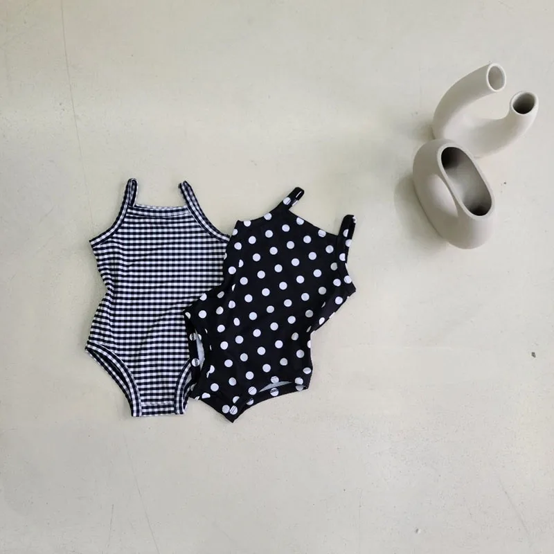 Maillot de Bain Bébé Fille Fleuri avec Chapeau – Image 2