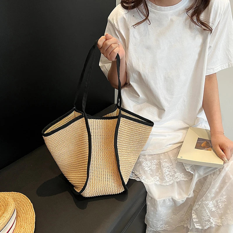 Élégant sac de paille pour l'été