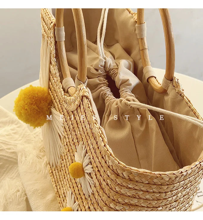Panier en paille Lila idéal pour la plage