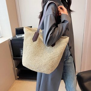 Élégant sac de plage femme en paille