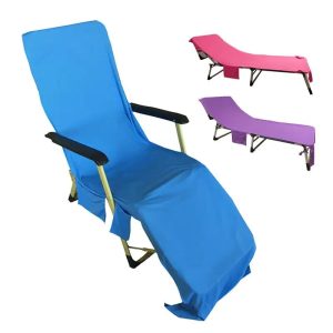 Serviette de plage avec dossier en bord de mer