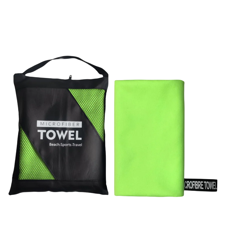Serviette de plage antimicrobienne et sans sable sur une chaise
