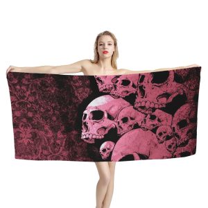 Design crâne gothique sur serviette de plage