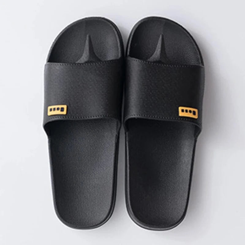 Claquettes polyvalentes pour homme en ville ou plage