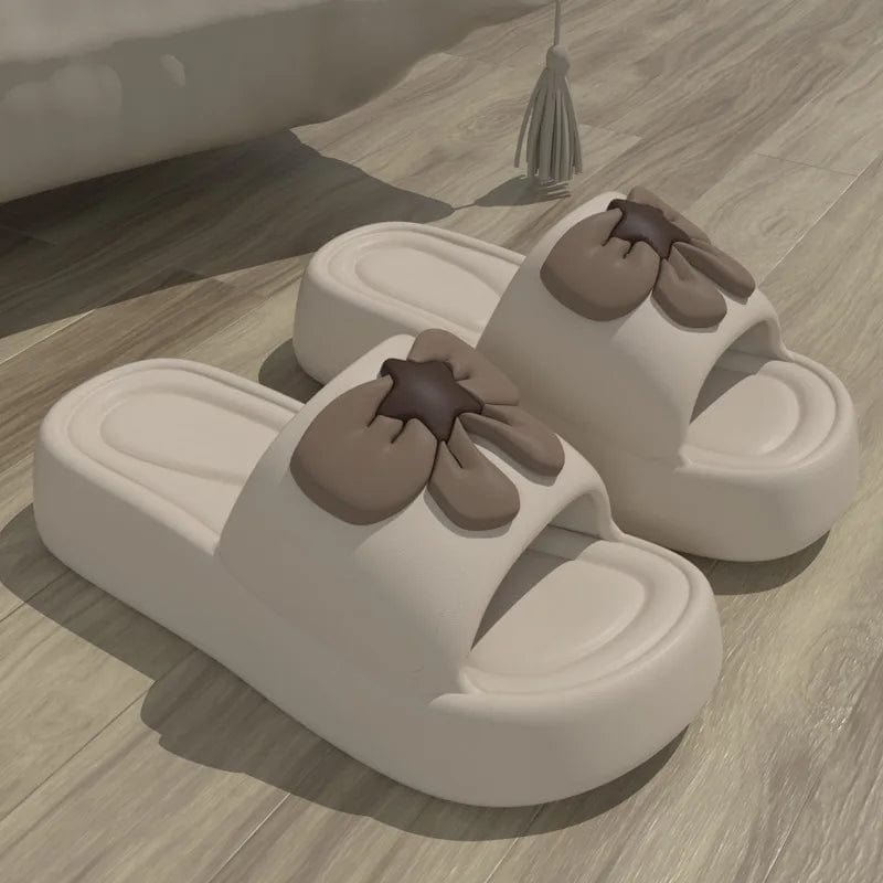 Design élégant des sandales compensées Sunset