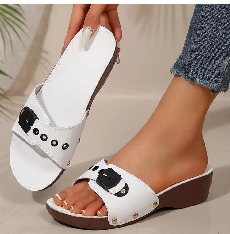Jean et sandales de plage Fashion Coast