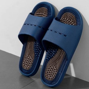 Sandales bleu marine Aqua Step près de l'eau