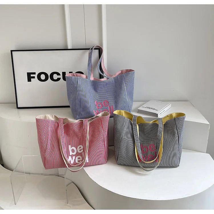 Détail des coutures du Maxi Tote Bag Gyail