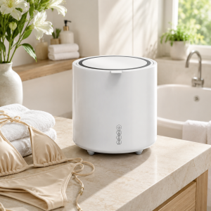 Lavage délicat d'un maillot de bain dans le Mini lave-linge Pure Gentle