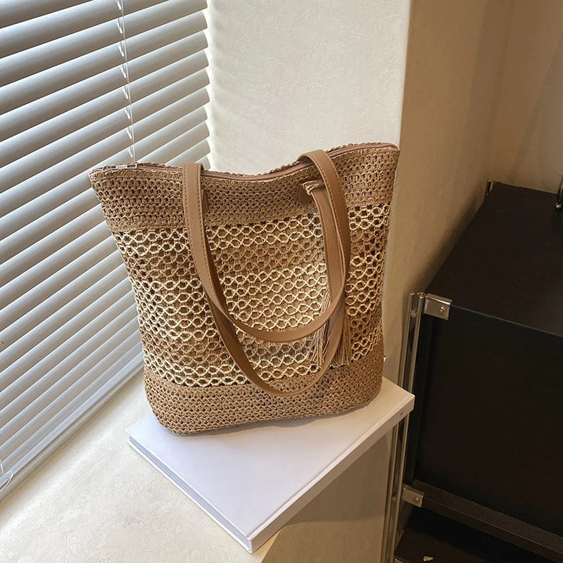 Sac de plage en paille naturel avec anses confortables